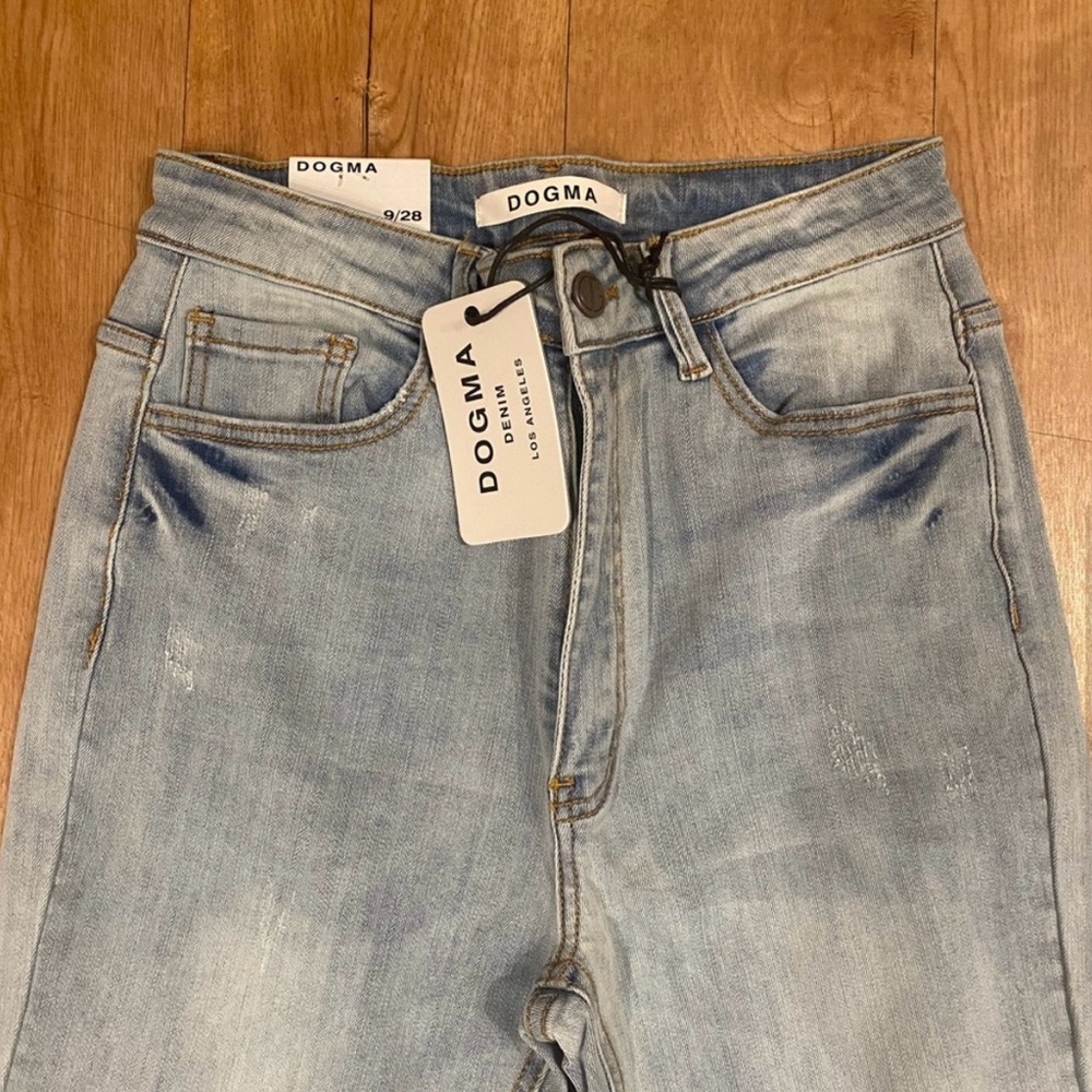 Dogma Light Wash Jeans